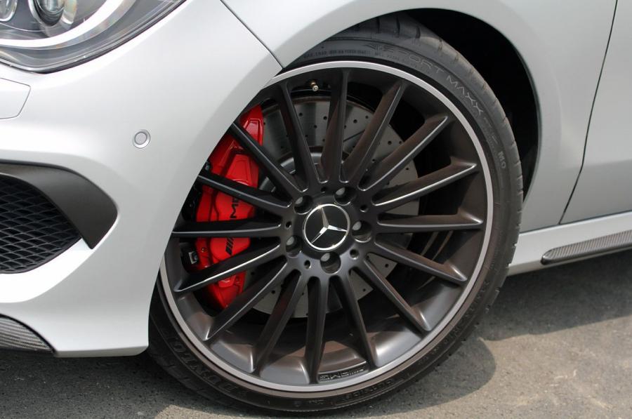  Mercedes-Benz CLA45 AMG 2014 года  (фото 71 из 110)